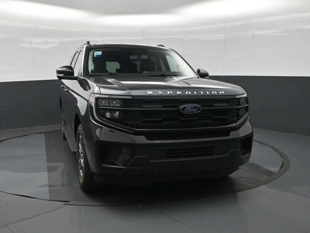 2026 Ford Expedition Max Active MAX