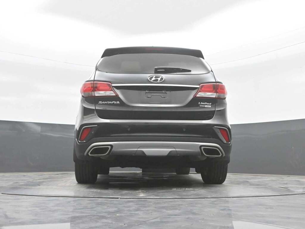 2018 Hyundai Santa Fe Limited Ultimate