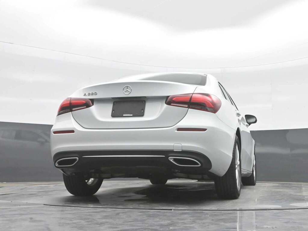 2020 Mercedes-Benz A 220 