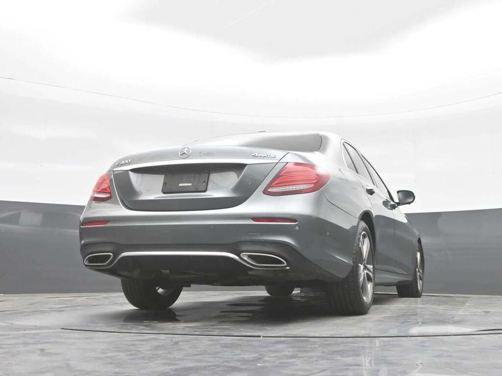 2019 Mercedes-Benz E 300 4MATIC