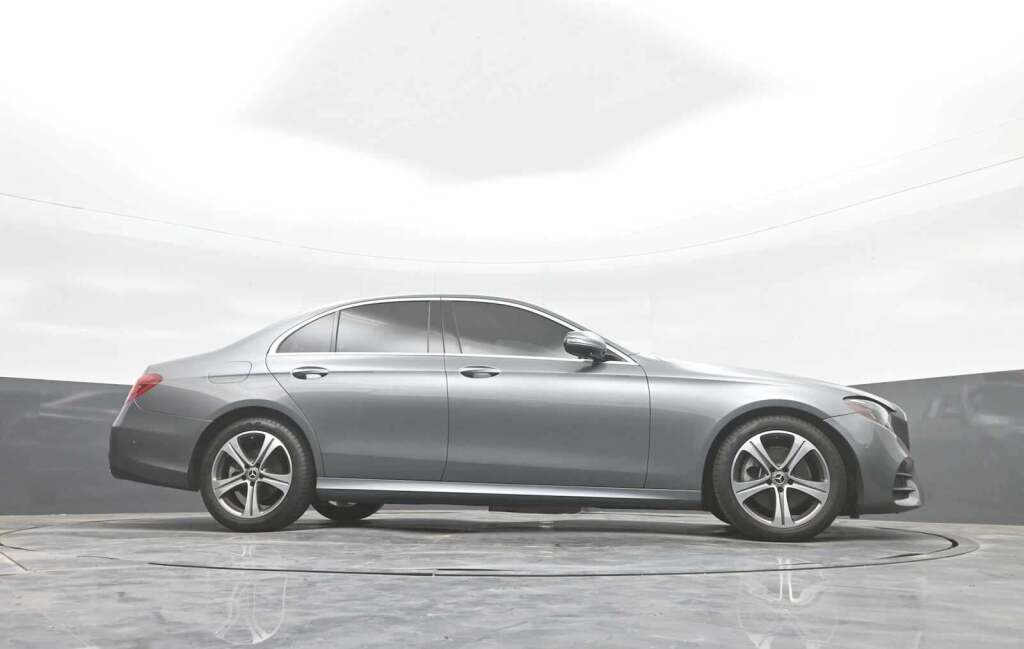 2019 Mercedes-Benz E 300 4MATIC