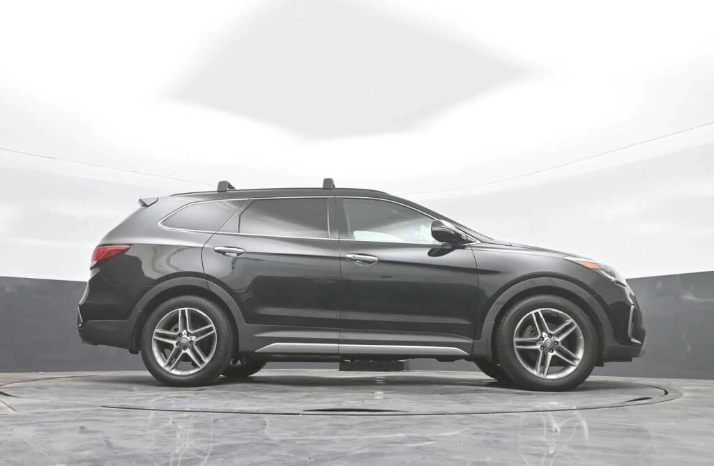 2018 Hyundai Santa Fe Limited Ultimate