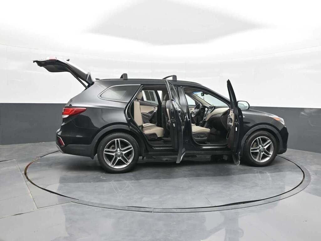 2018 Hyundai Santa Fe Limited Ultimate