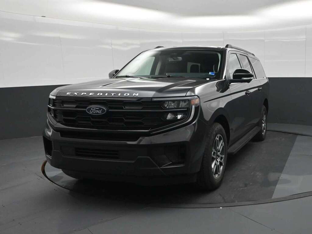 2026 Ford Expedition Max Active MAX