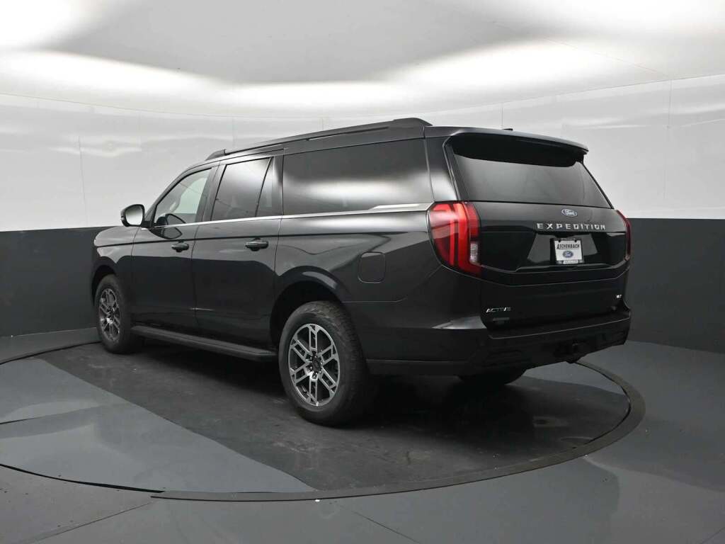 2026 Ford Expedition Max Active MAX