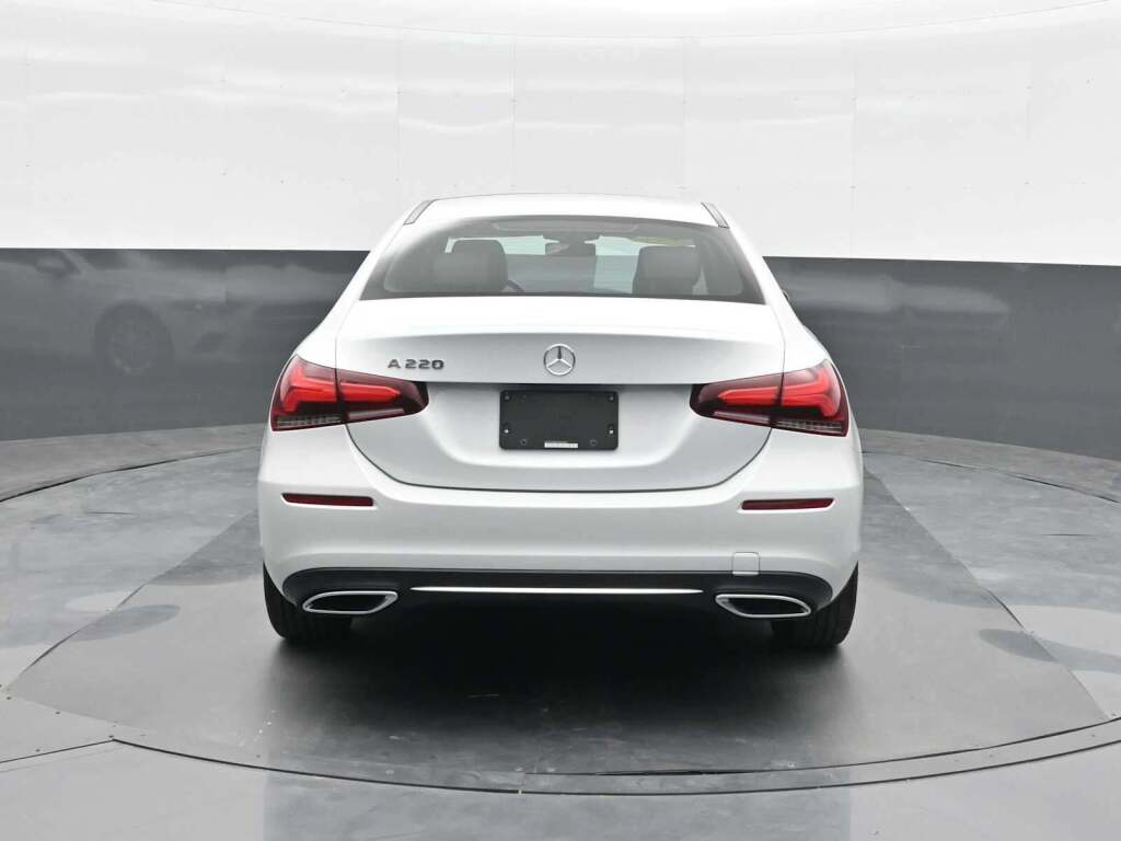 2020 Mercedes-Benz A 220 