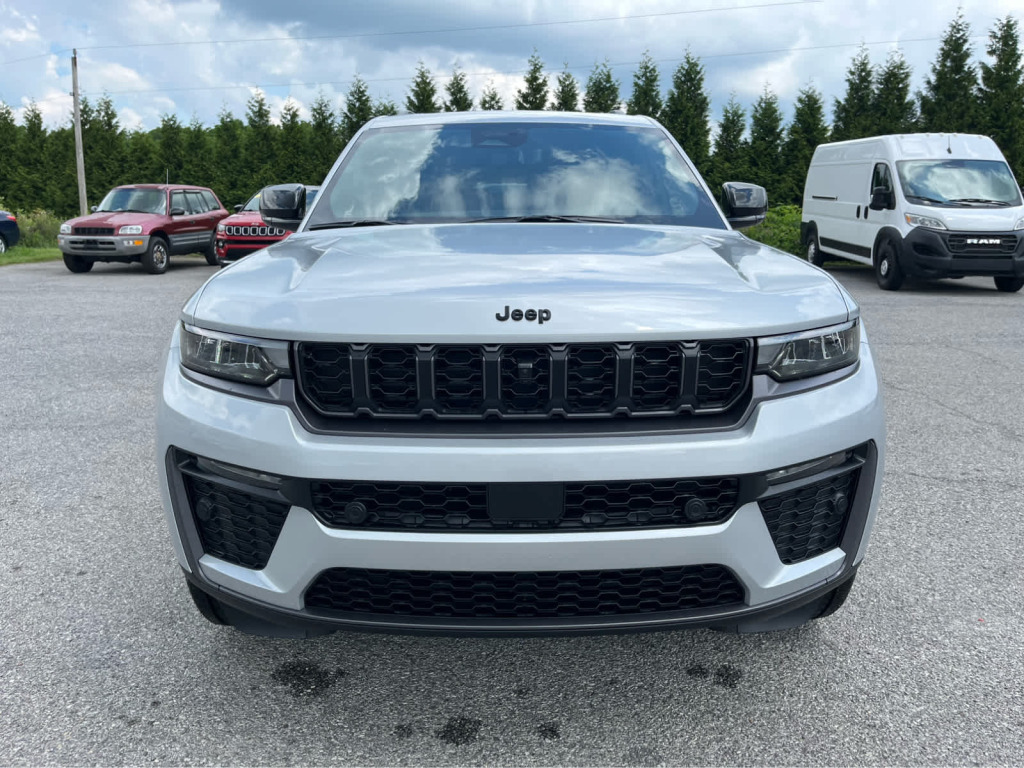 2026 Jeep Grand Cherokee L 85th Anniversary Edition 4x4