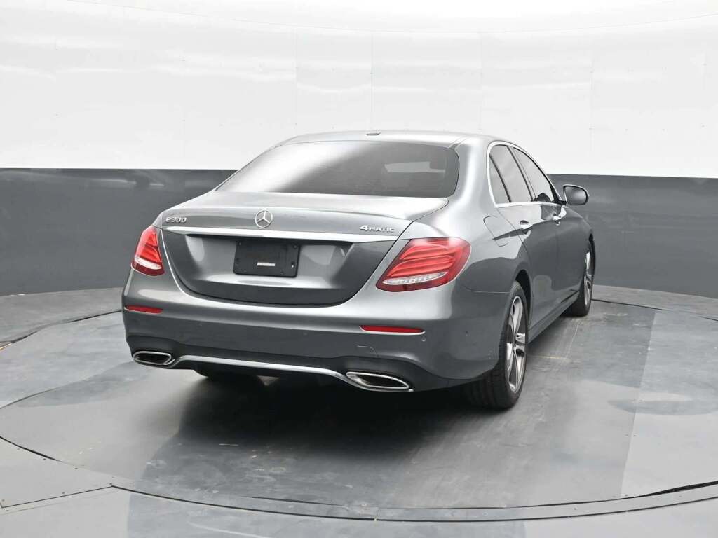 2019 Mercedes-Benz E 300 4MATIC
