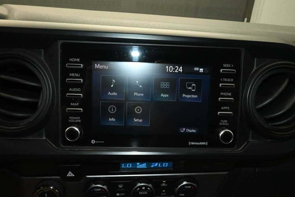 2022 Toyota Tacoma SR V6