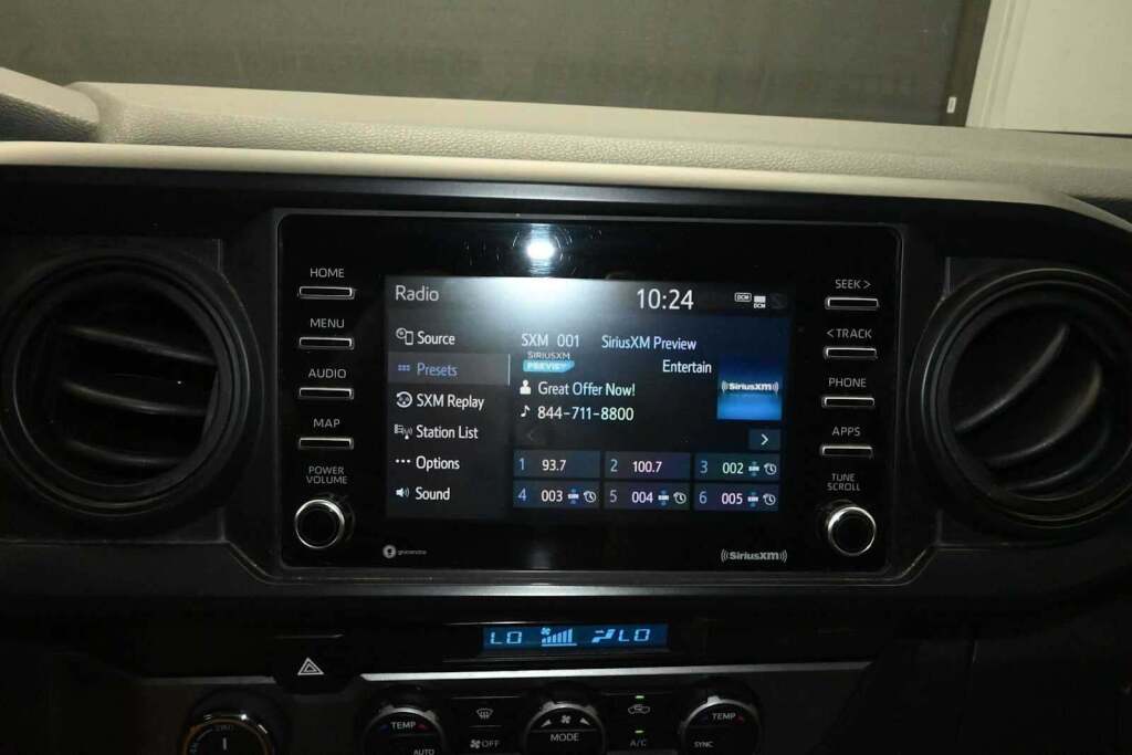 2022 Toyota Tacoma SR V6