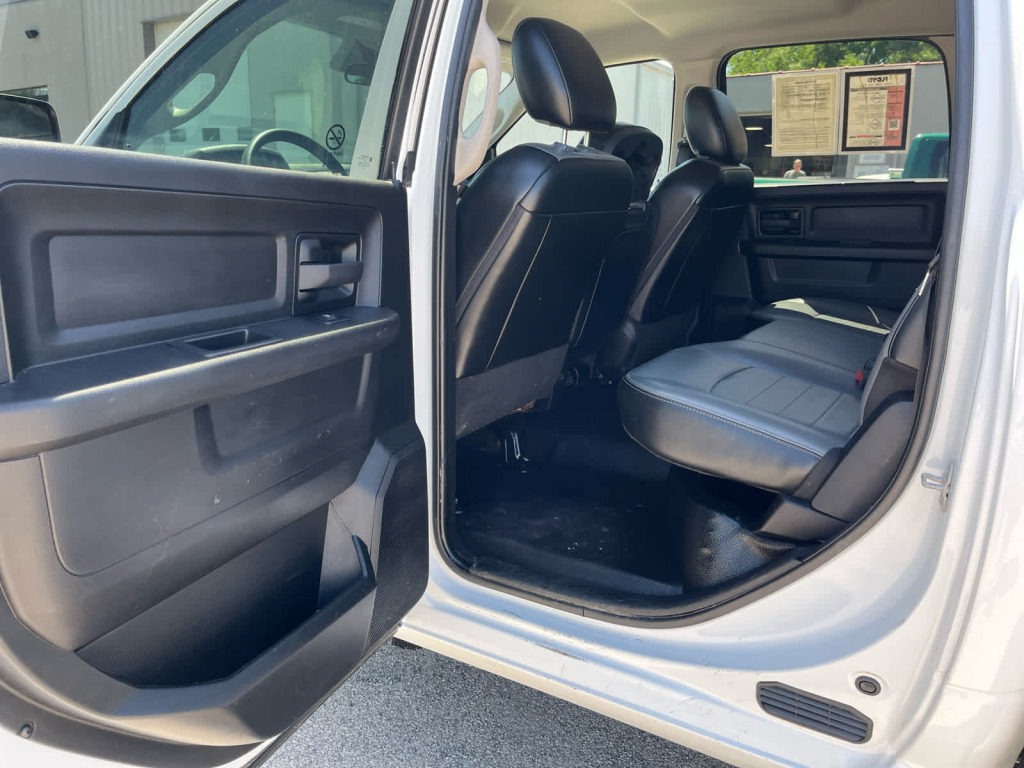 2022 Ram 1500 Classic Tradesman Crew Cab 4x4 5'7" Box