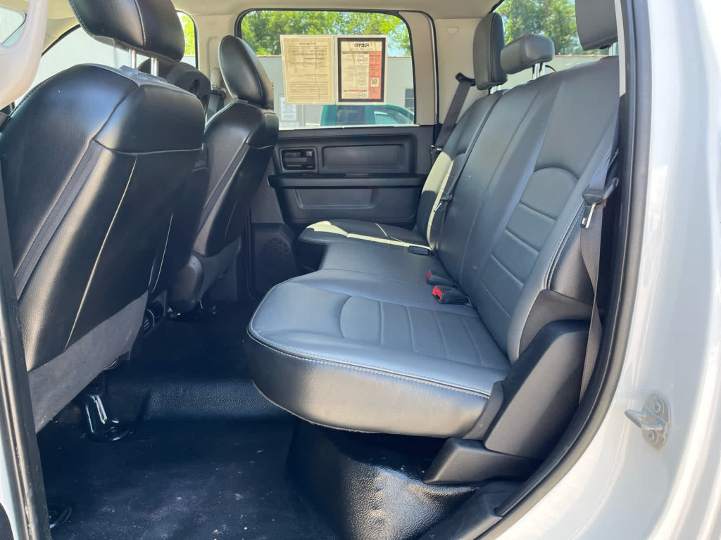 2022 Ram 1500 Classic Tradesman Crew Cab 4x4 5'7" Box