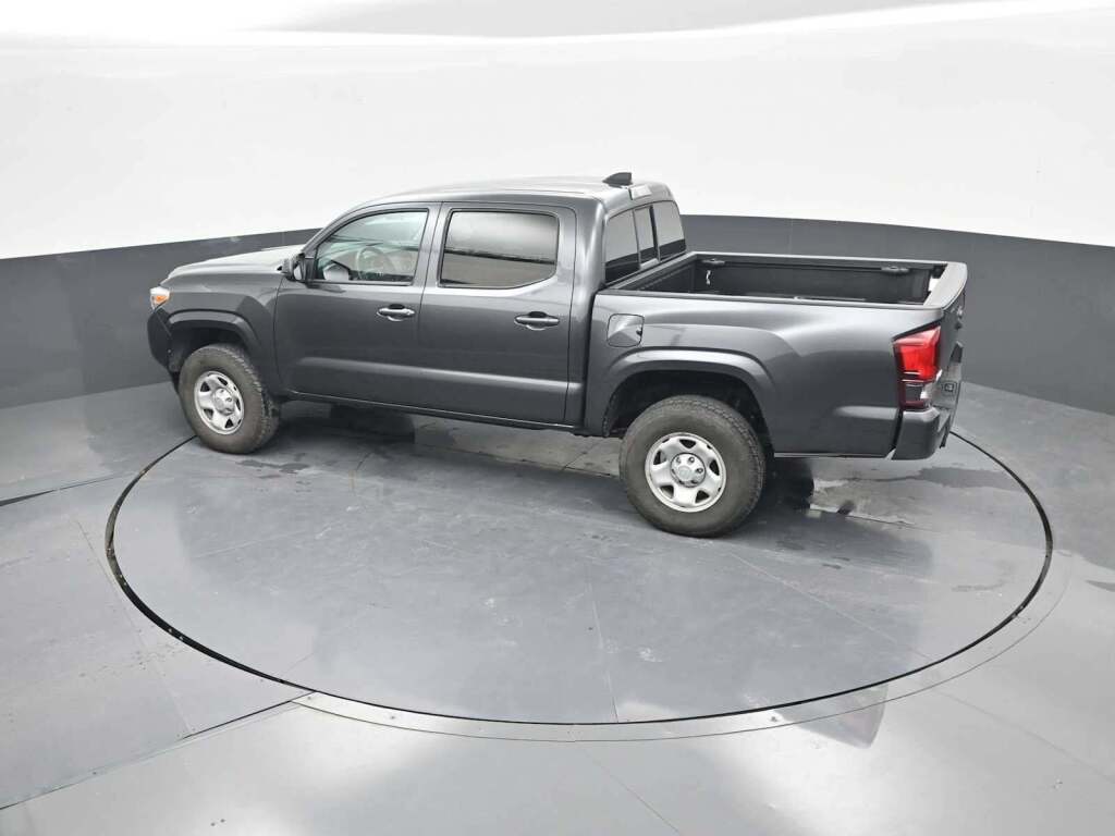 2022 Toyota Tacoma SR V6