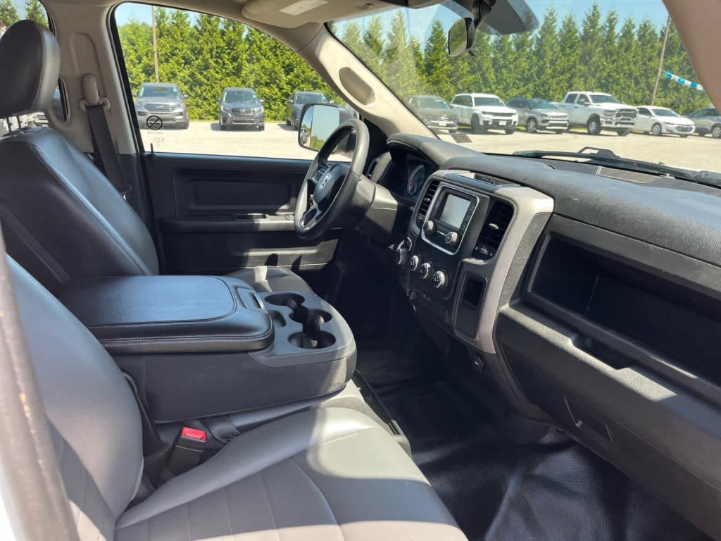 2022 Ram 1500 Classic Tradesman Crew Cab 4x4 5'7" Box