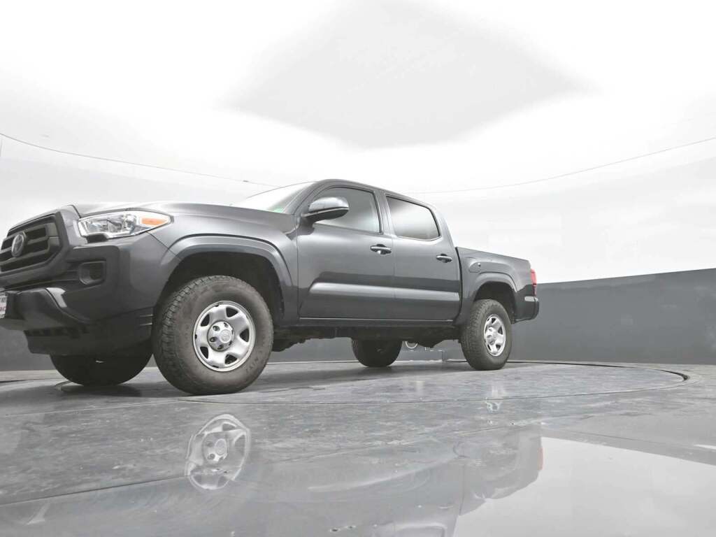 2022 Toyota Tacoma SR V6
