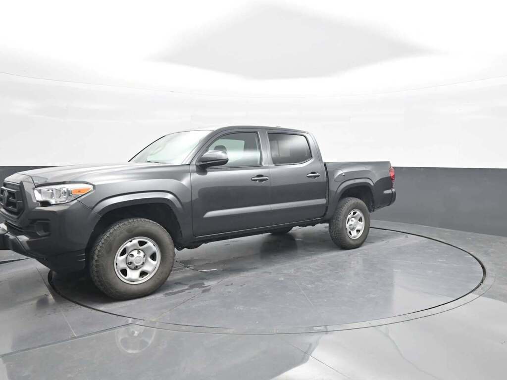 2022 Toyota Tacoma SR V6