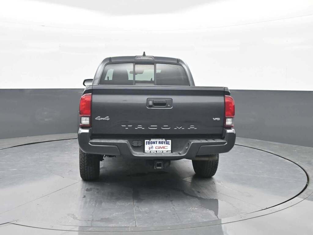 2022 Toyota Tacoma SR V6