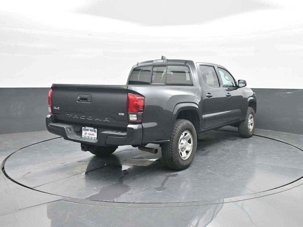 2022 Toyota Tacoma SR V6