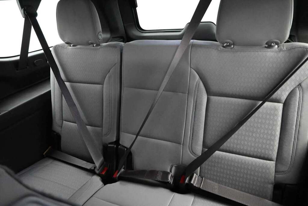 2022 Chevrolet Suburban 4WD LS