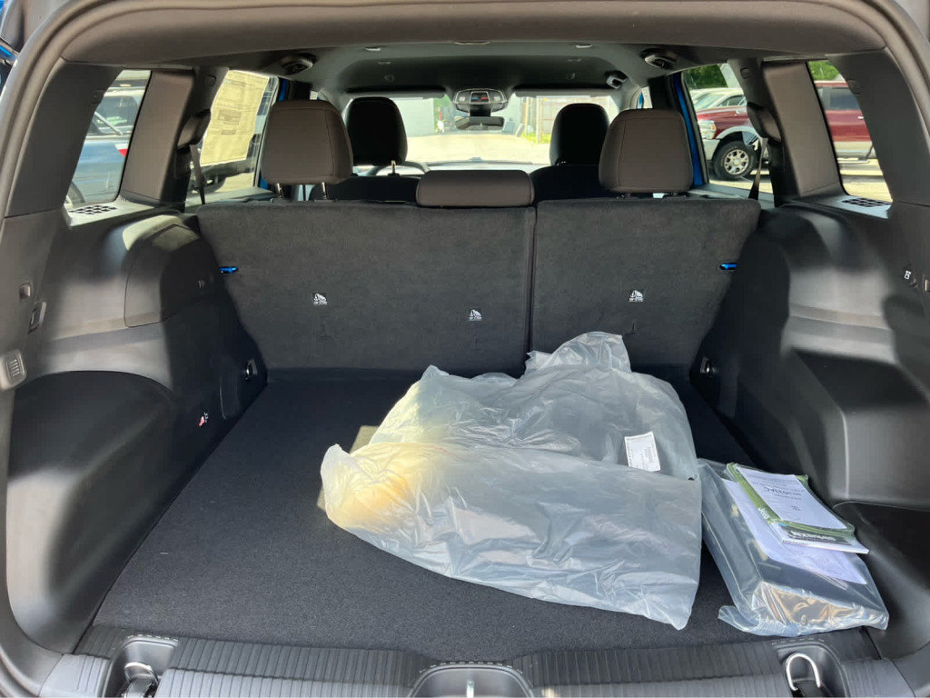 2026 Jeep Cherokee Laredo 4x4