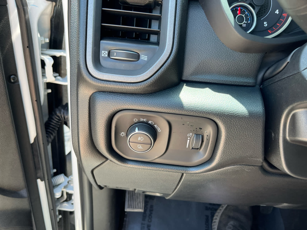 2026 Ram 3500 Tradesman Crew Cab 4x4 6'4" Box