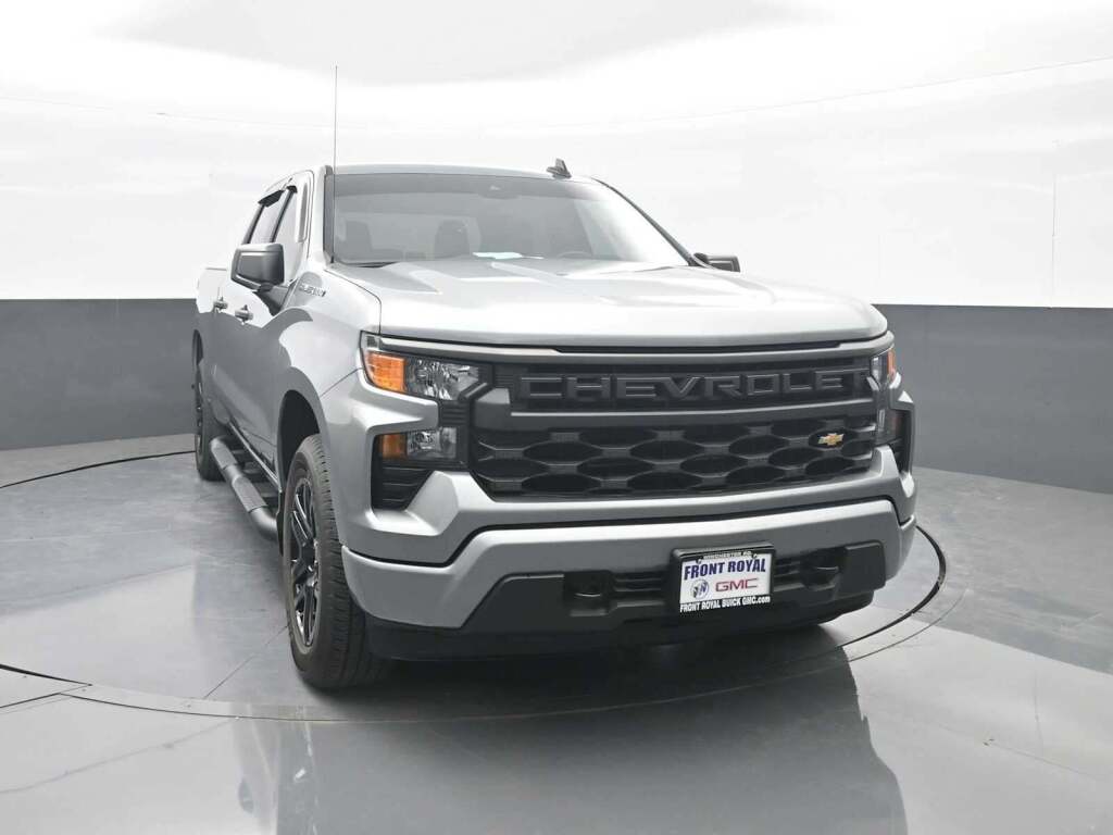 2024 Chevrolet Silverado 1500 Custom