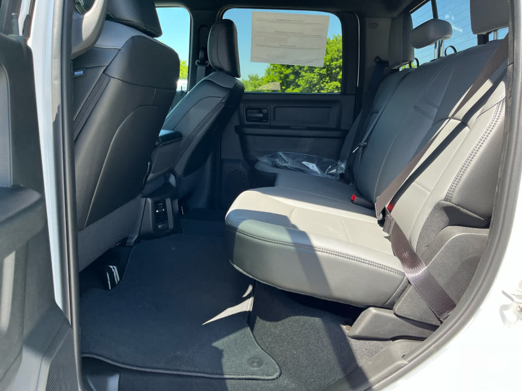 2026 Ram 2500 Tradesman Crew Cab 4x4 8' Box