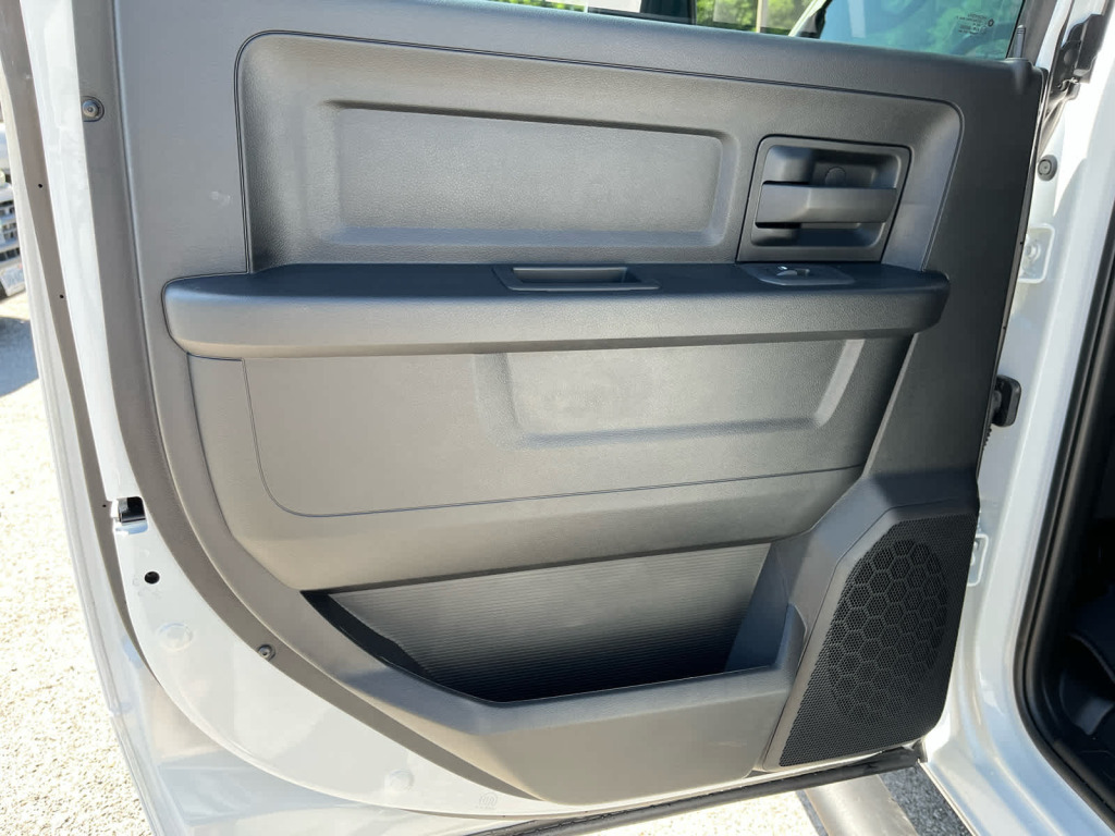 2026 Ram 2500 Tradesman Crew Cab 4x4 8' Box