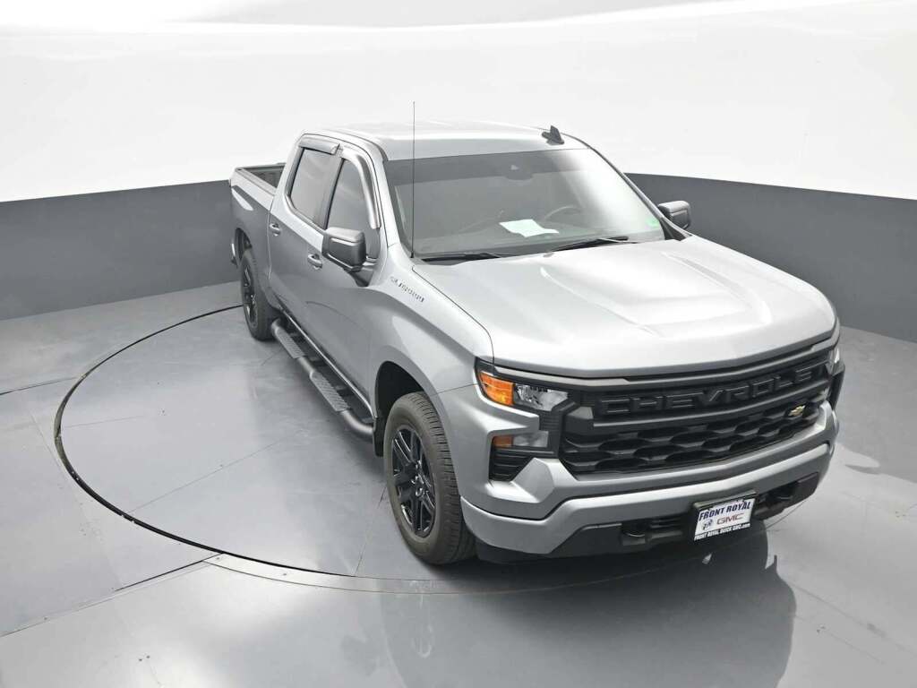 2024 Chevrolet Silverado 1500 Custom