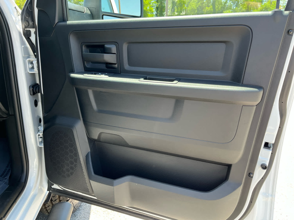 2026 Ram 3500 Tradesman Crew Cab 4x4 6'4" Box