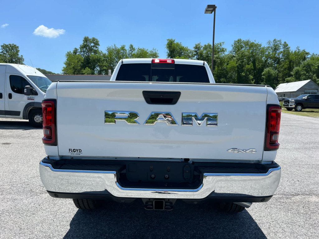 2026 Ram 3500 Tradesman Crew Cab 4x4 6'4" Box