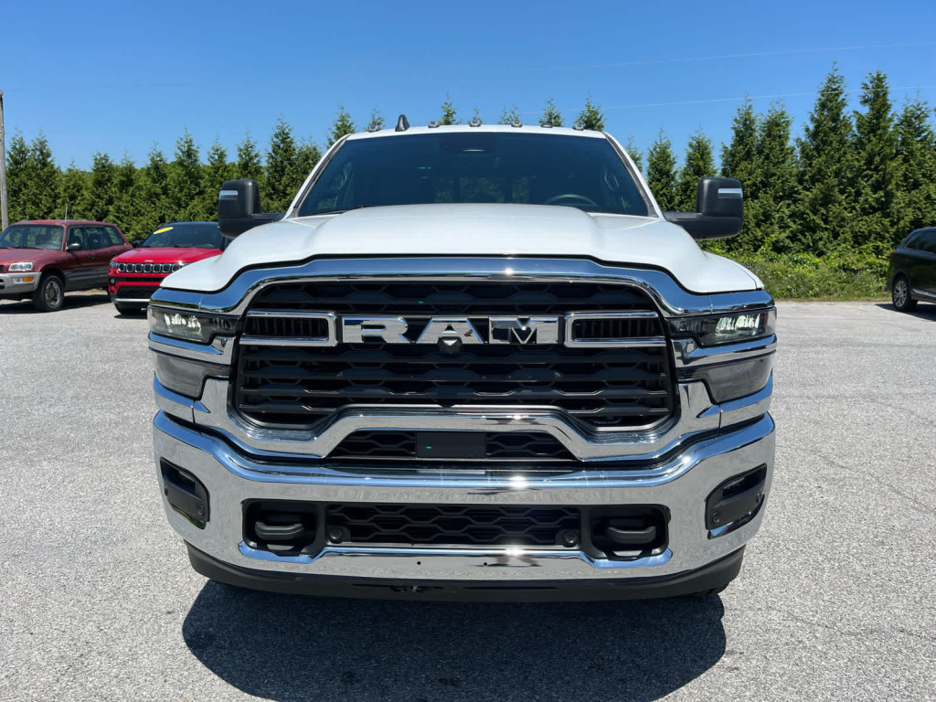 2026 Ram 3500 Tradesman Crew Cab 4x4 6'4" Box