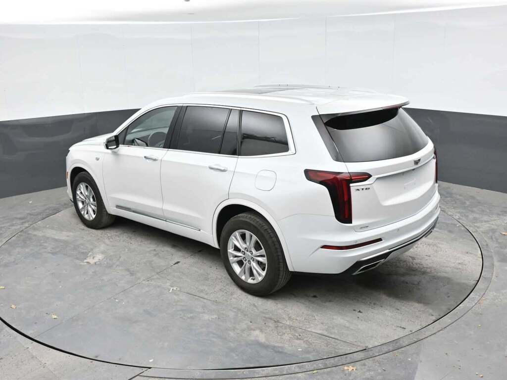 2024 Cadillac XT6 AWD Luxury