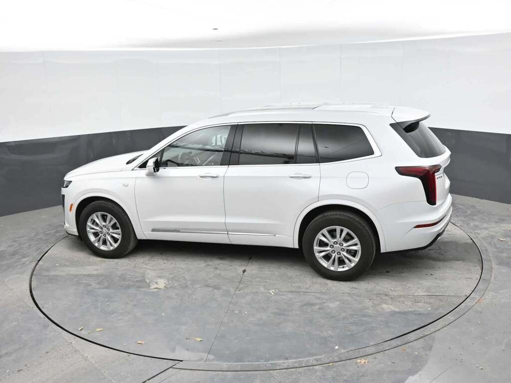 2024 Cadillac XT6 AWD Luxury