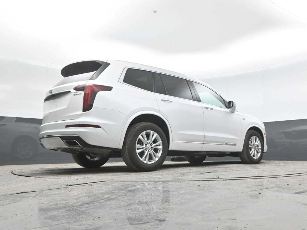 2024 Cadillac XT6 AWD Luxury