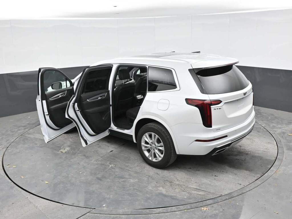 2024 Cadillac XT6 AWD Luxury