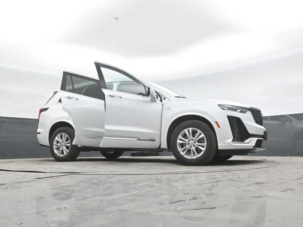 2024 Cadillac XT6 AWD Luxury
