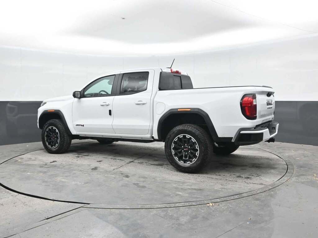 2026 GMC Canyon AT4, 4WD