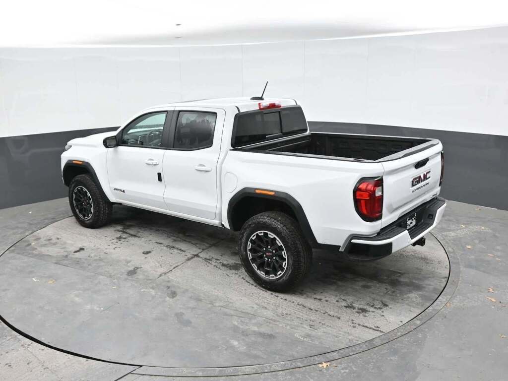 2026 GMC Canyon AT4, 4WD
