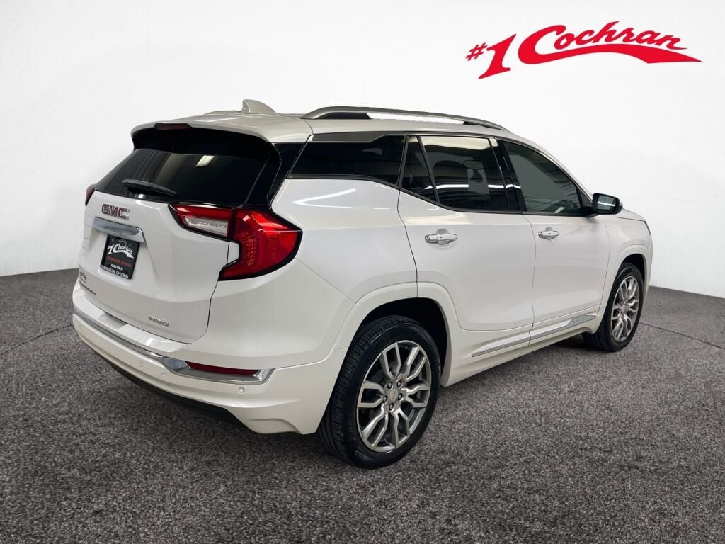 2023 GMC Terrain Denali - Photo 28