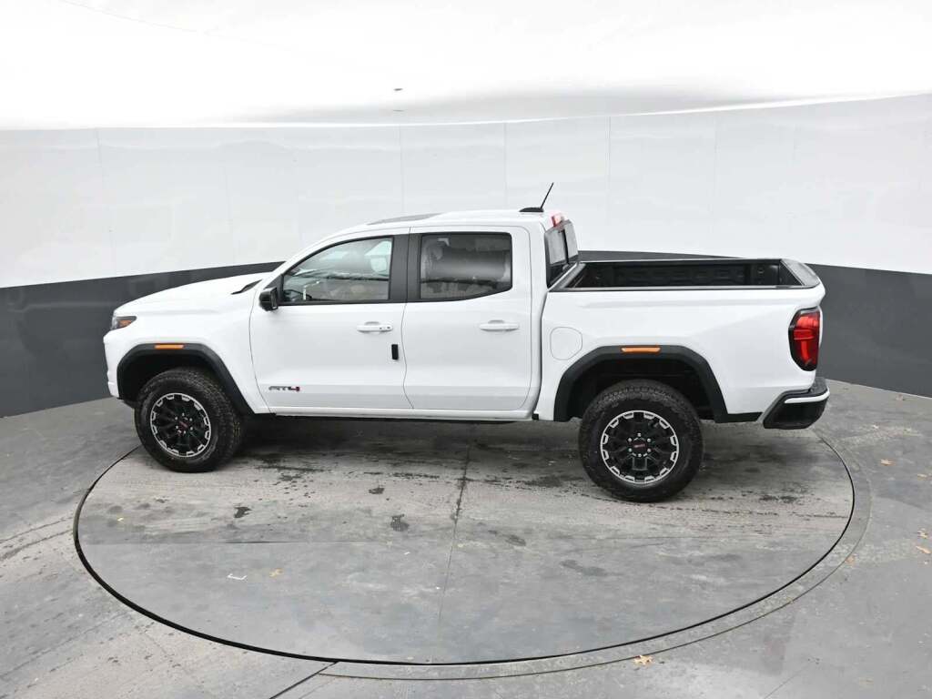 2026 GMC Canyon AT4, 4WD