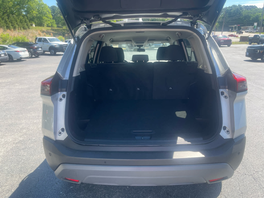 2023 Nissan Rogue SV FWD