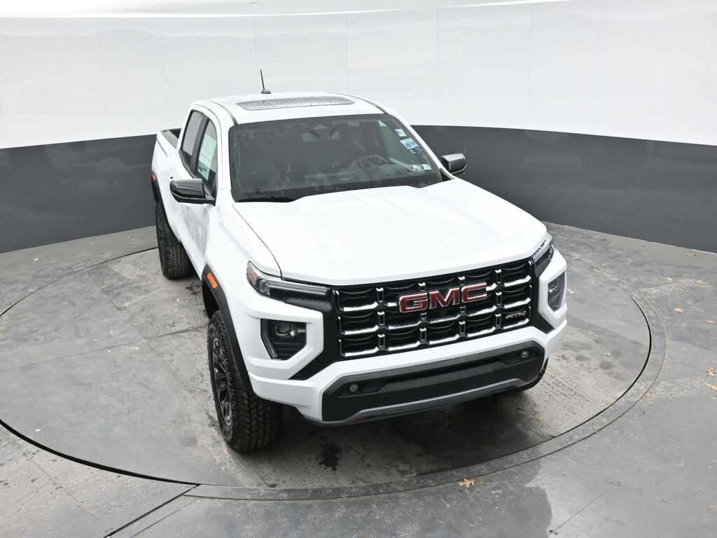2026 GMC Canyon AT4, 4WD