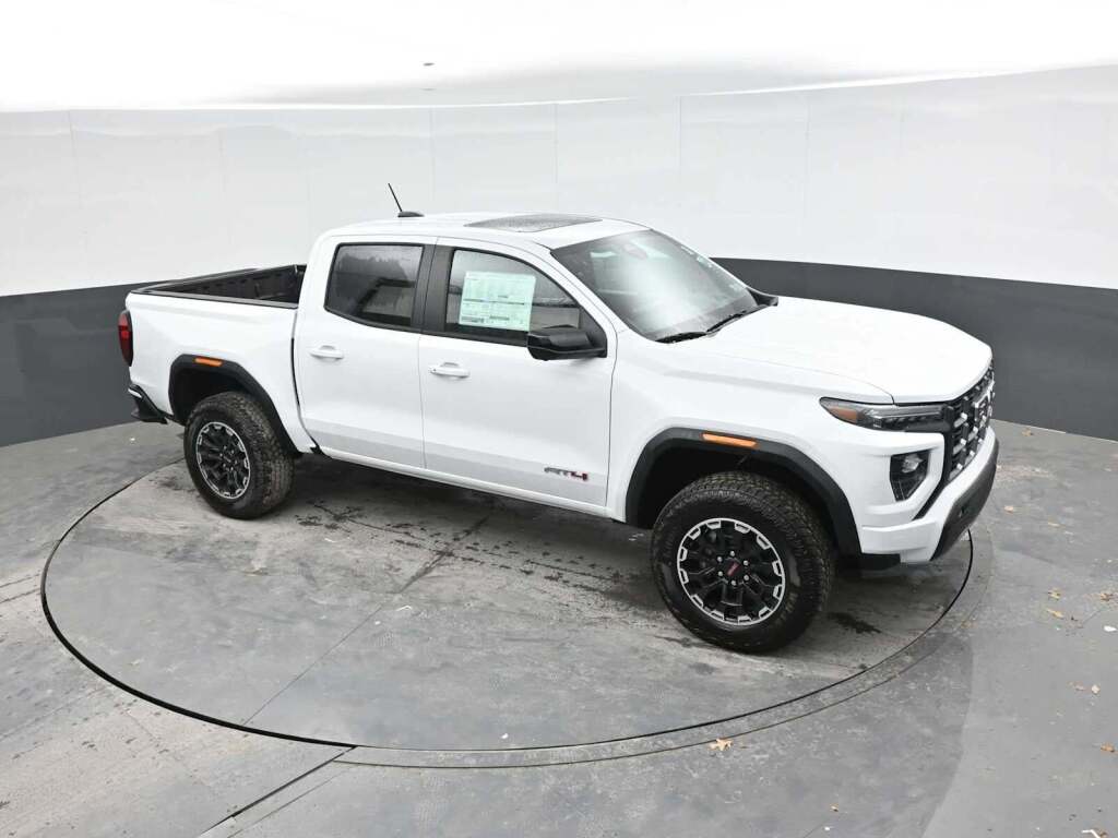 2026 GMC Canyon AT4, 4WD