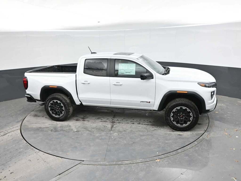 2026 GMC Canyon AT4, 4WD