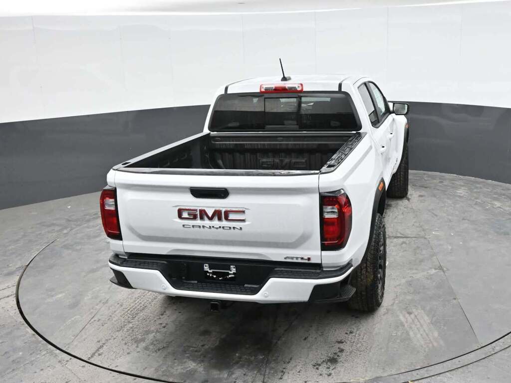 2026 GMC Canyon AT4, 4WD