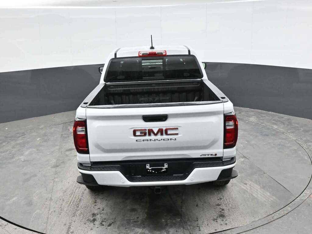 2026 GMC Canyon AT4, 4WD