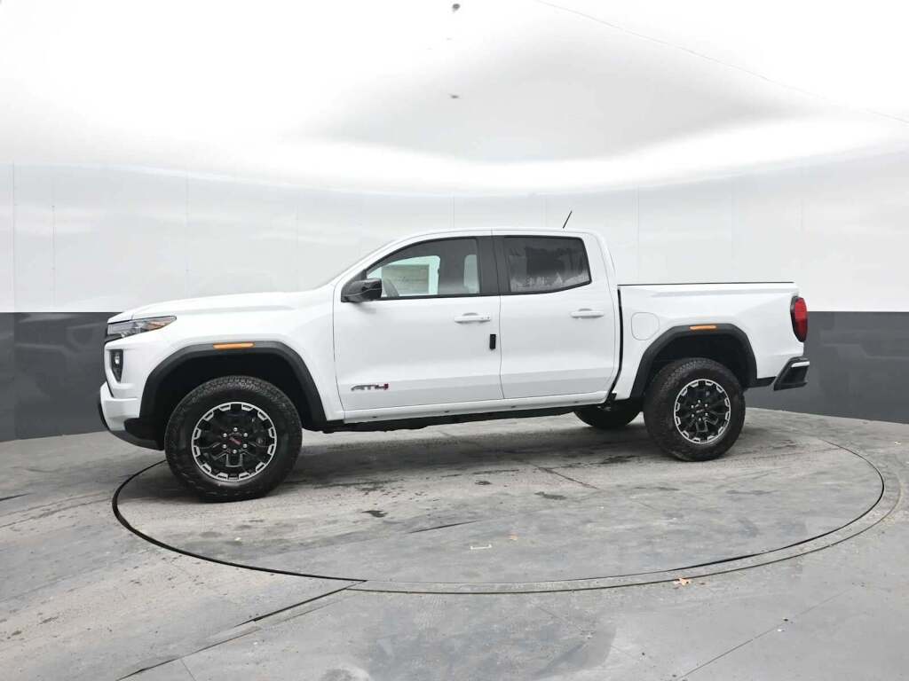 2026 GMC Canyon AT4, 4WD