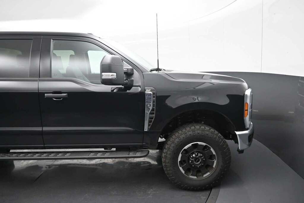 2026 Ford F-250 Super Duty XLT