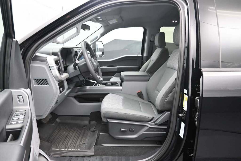 2026 Ford F-250 Super Duty XLT